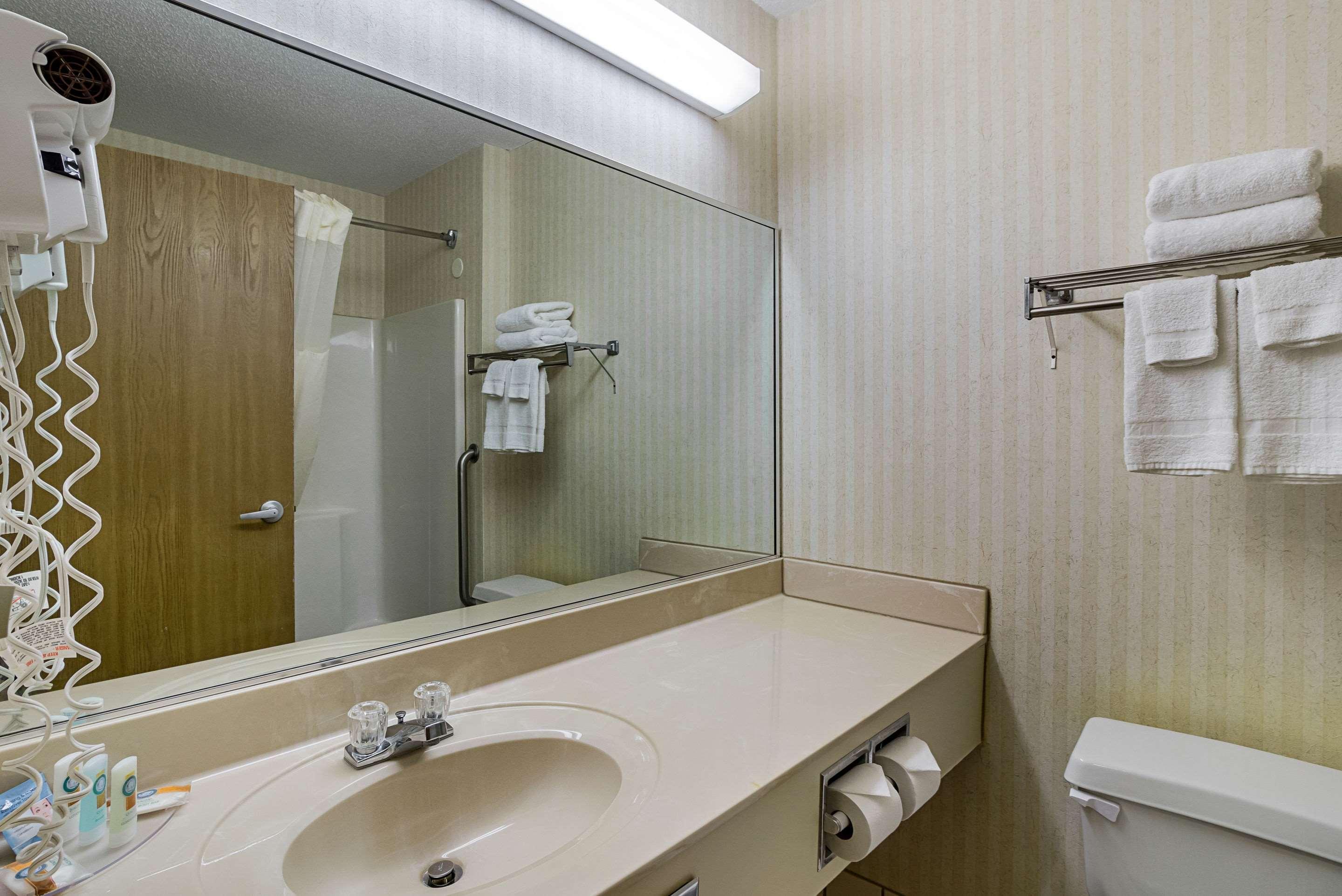 Econo Lodge Luverne I-90 Exteriör bild