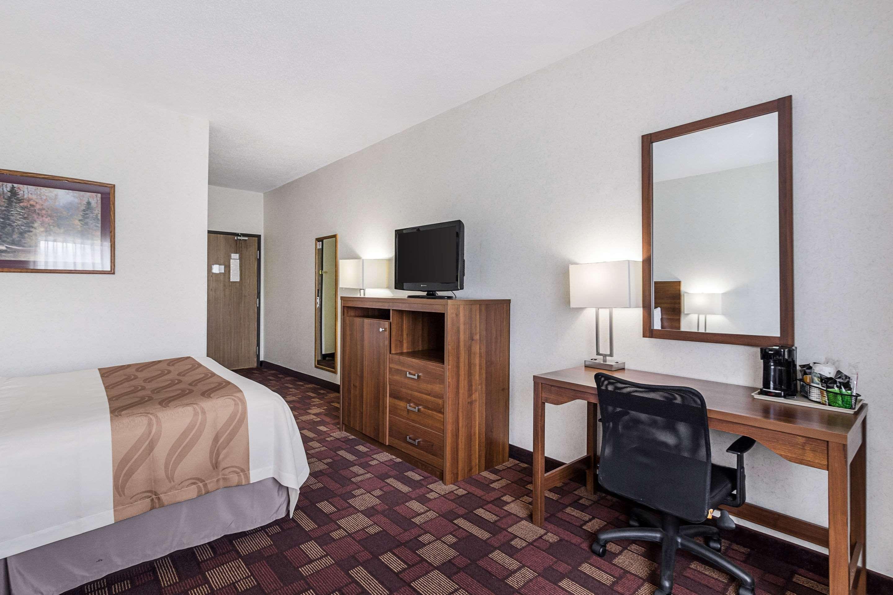 Econo Lodge Luverne I-90 Exteriör bild